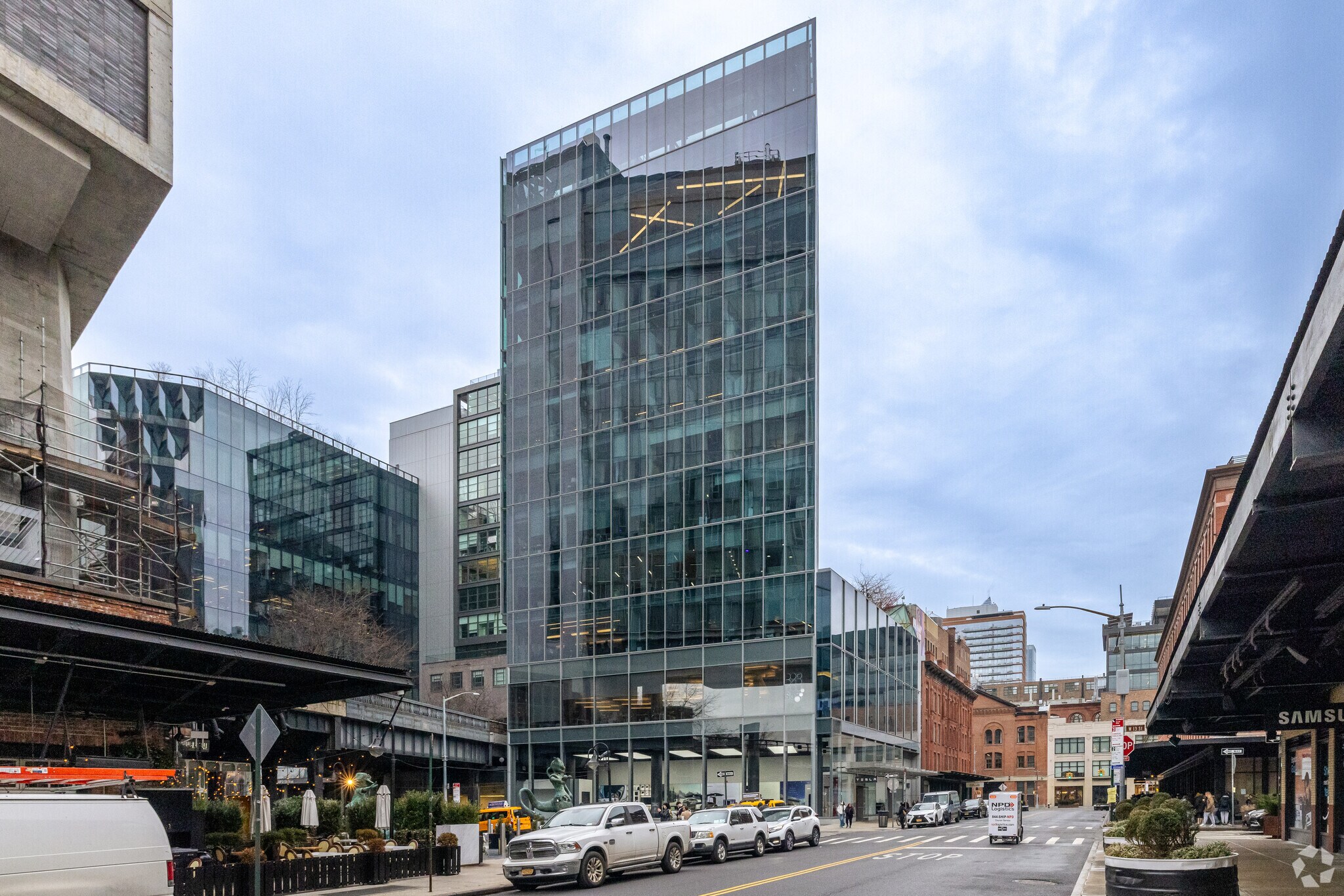 860 Washington St, New York, NY à louer Photo principale– Image 1 sur 8