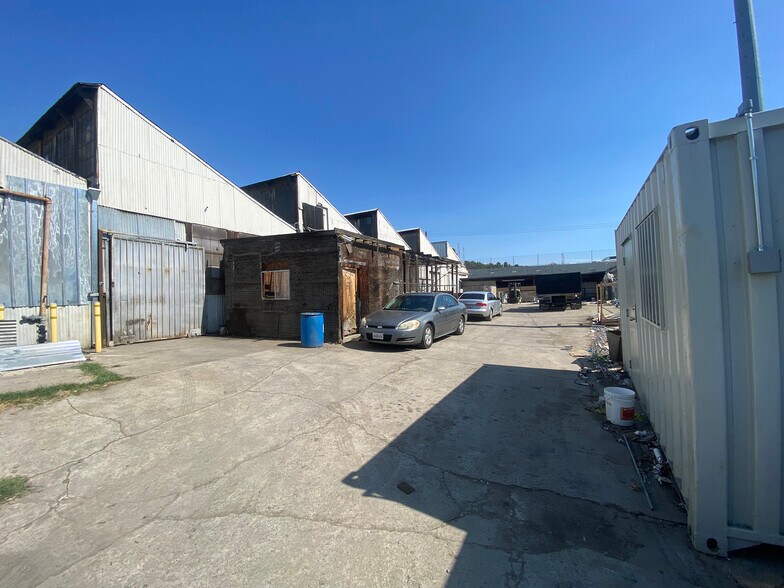 3954 Whiteside St, Los Angeles, CA à louer - Photo de l’immeuble – Image 3 sur 11