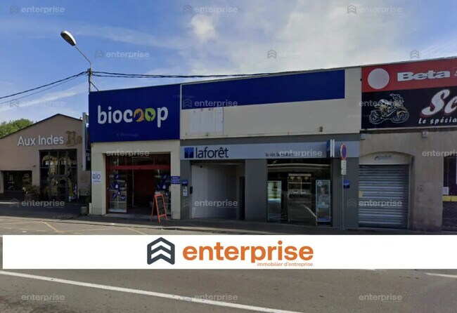 Plus de détails pour Local commercial à louer