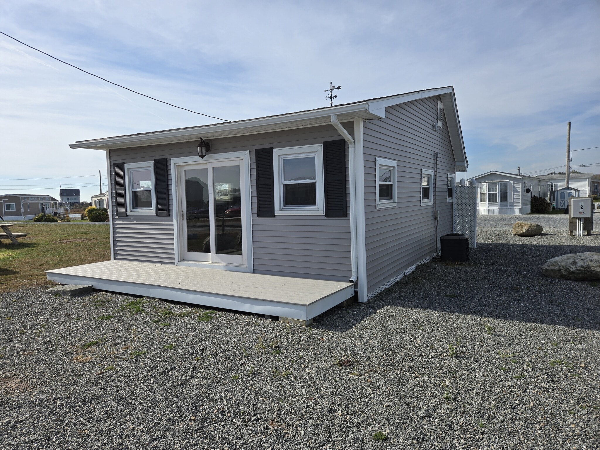 697 Succotash Rd, South Kingstown, RI à louer Photo de l’immeuble– Image 1 sur 11