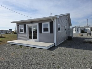 697 Succotash Rd, South Kingstown, RI à louer Photo de l’immeuble– Image 1 sur 11