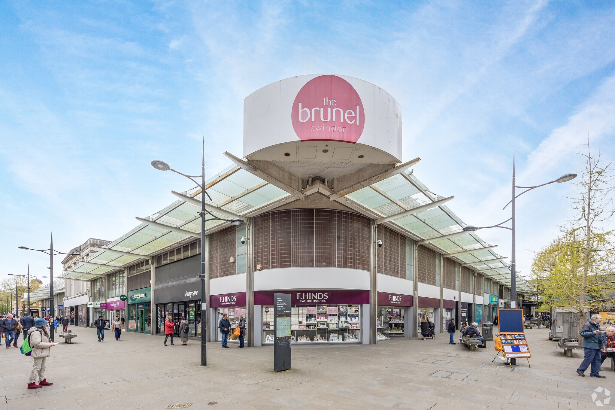 The Plaza, Swindon à louer Photo principale– Image 1 sur 2