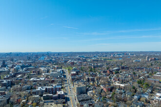 1670 Massachusetts Ave, Cambridge, MA - VUE AÉRIENNE  vue de carte