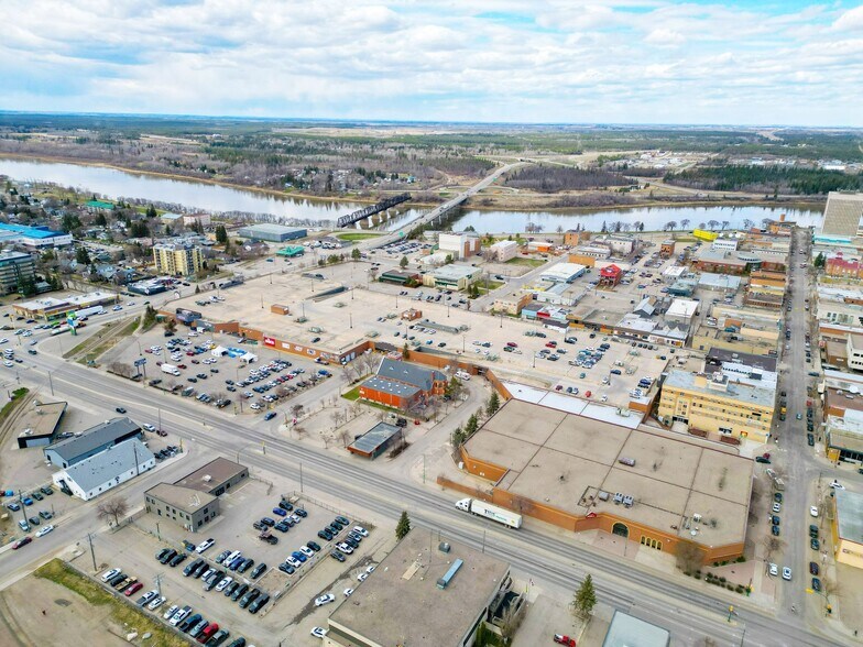 1403 Central Ave, Prince Albert, SK à vendre - Photo de l’immeuble – Image 1 sur 1