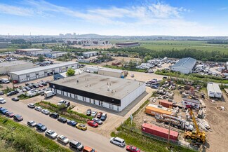 Plus de détails pour 14330-14340 140 St NW, Edmonton, AB - Industriel/Logistique à louer