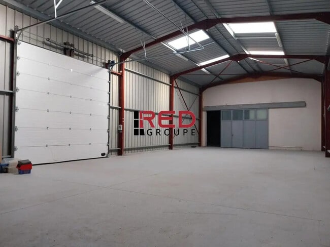 Plus de détails pour Industriel/Logistique à louer