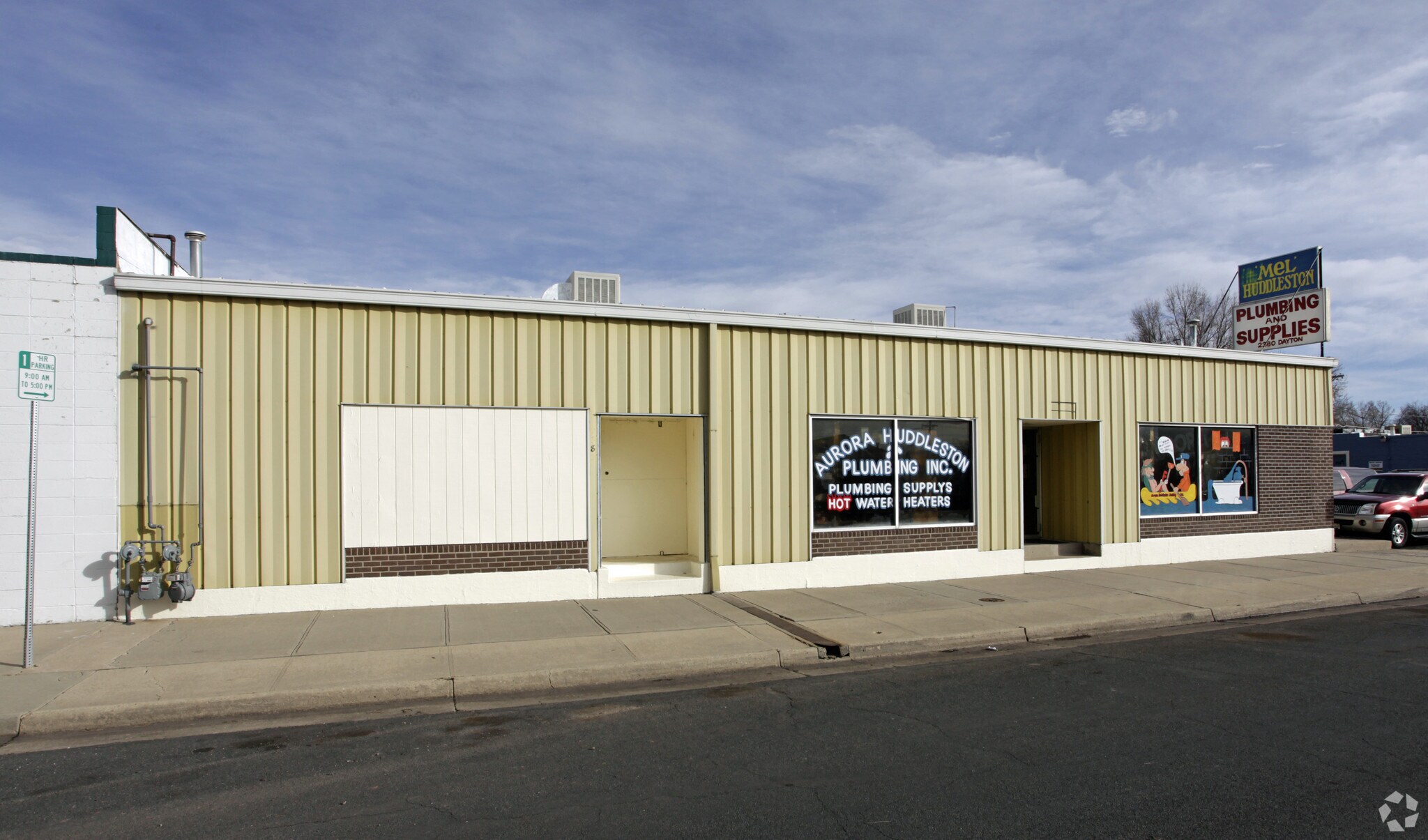 2380 Dayton St, Aurora, CO à vendre Photo de l’immeuble– Image 1 sur 3