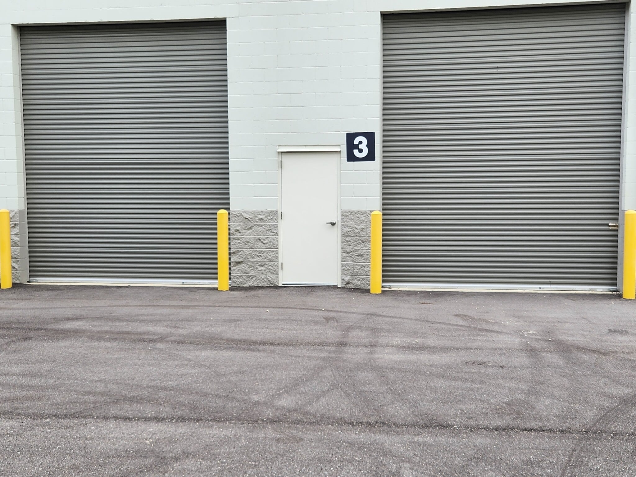 3026 E Riverside Dr, Fort Myers, FL à louer Photo de l’immeuble– Image 1 sur 4