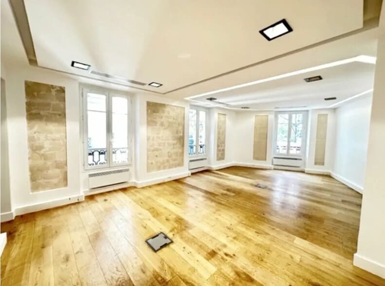 Bureau dans Paris à louer - Photo de l’immeuble – Image 1 sur 5