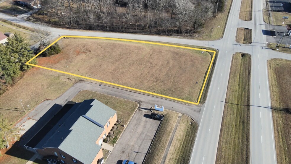 1605 W Lincoln Trail Blvd, Radcliff, KY à vendre - Photo de l’immeuble – Image 2 sur 3