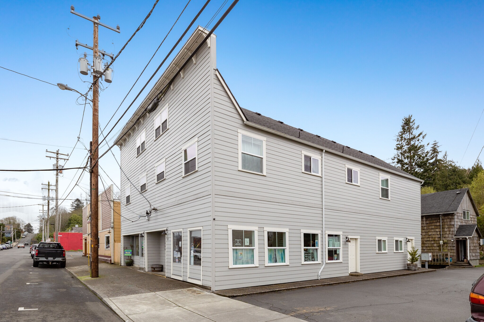 175 W Bond St, Astoria, OR à vendre Photo principale– Image 1 sur 59