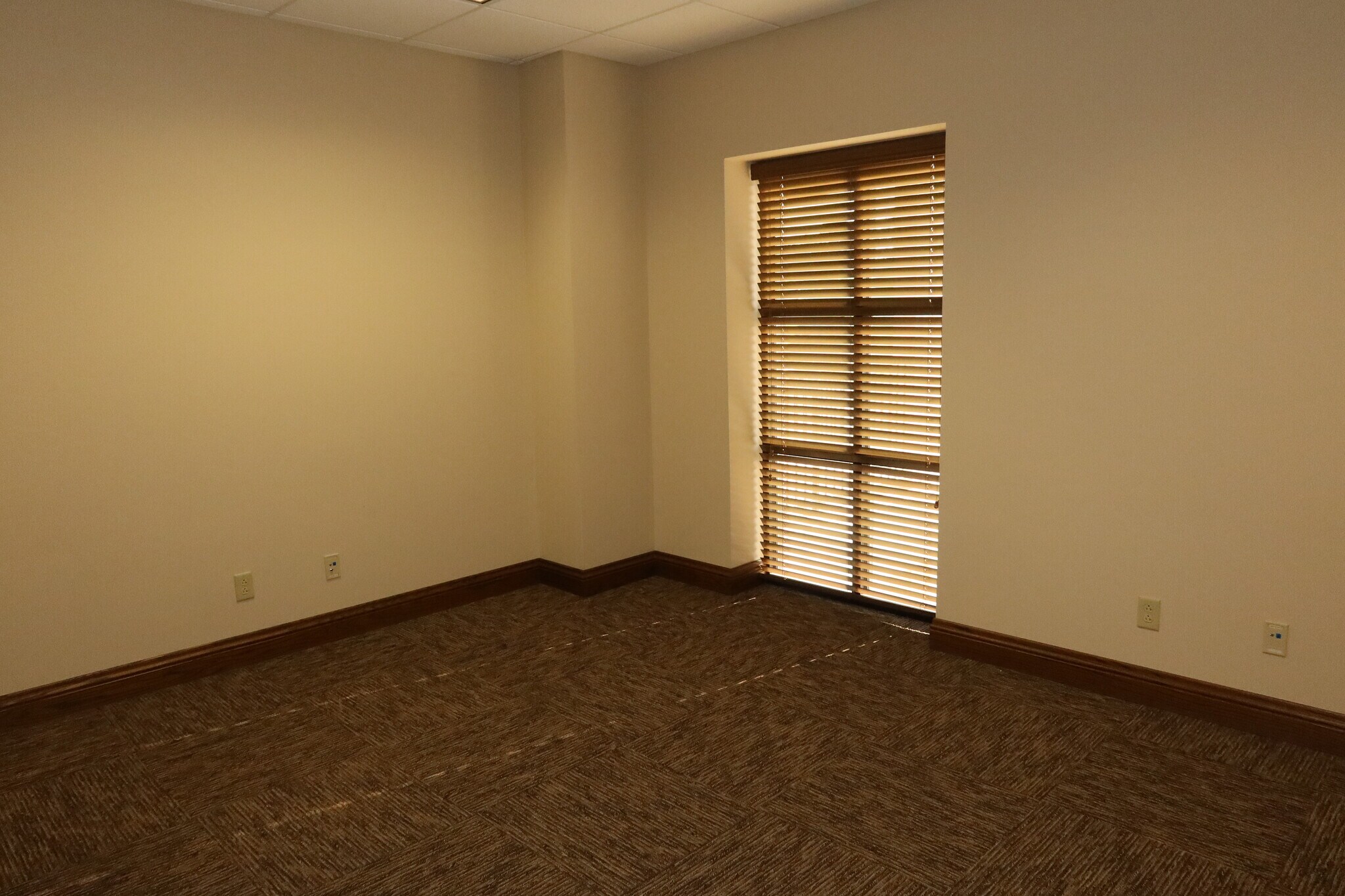 1801 W 32nd St, Joplin, MO à louer Photo intérieure– Image 1 sur 3
