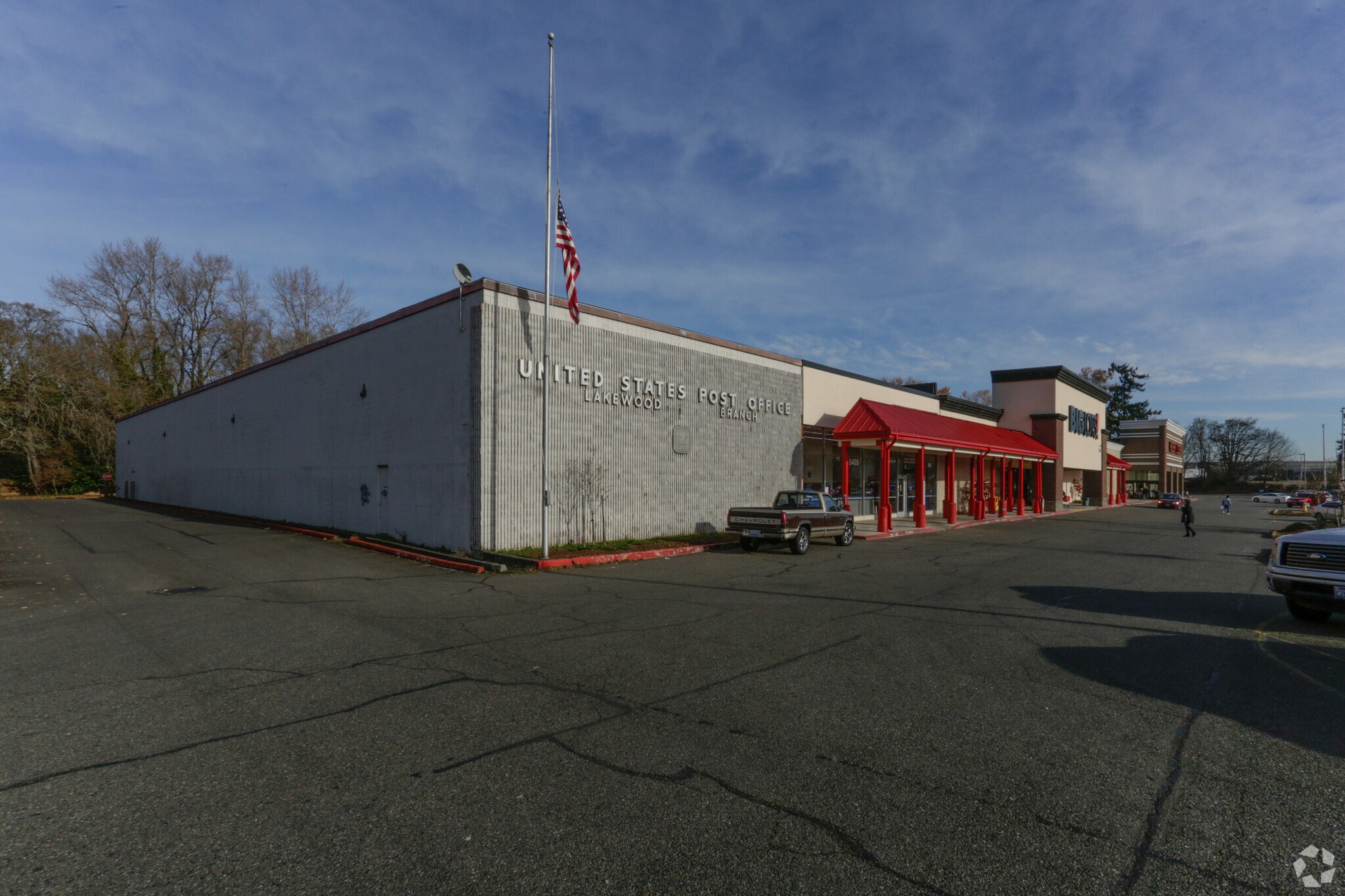 5401-5409 100th St SW, Tacoma, WA à louer Photo principale– Image 1 sur 7