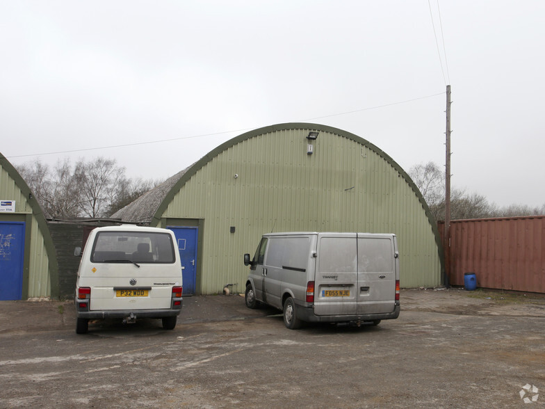 Boughton Industrial Est, Boughton à vendre - Photo de l’immeuble – Image 1 sur 2