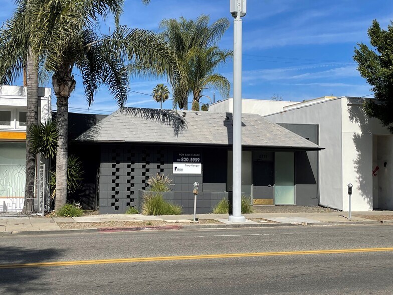 6711 Melrose Ave, Los Angeles, CA à vendre - Photo de l’immeuble – Image 2 sur 8
