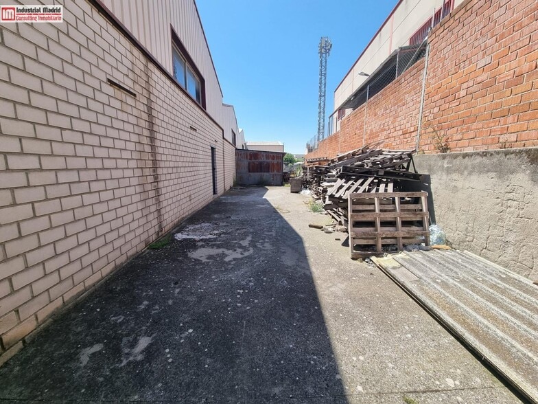 View Photo