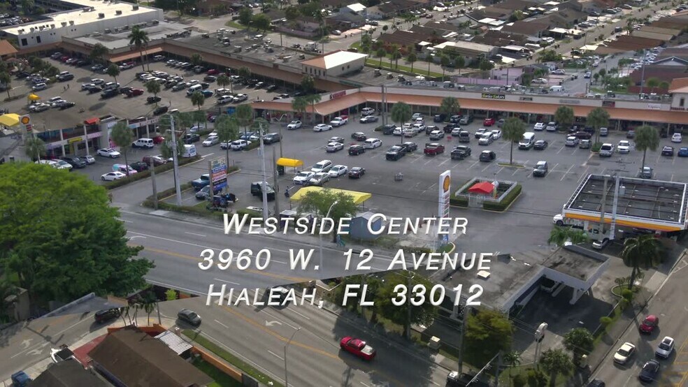 3950-4070 W 12th Ave, Hialeah, FL à louer - Vidéo sur l’annonce professionnelle – Image 2 sur 3