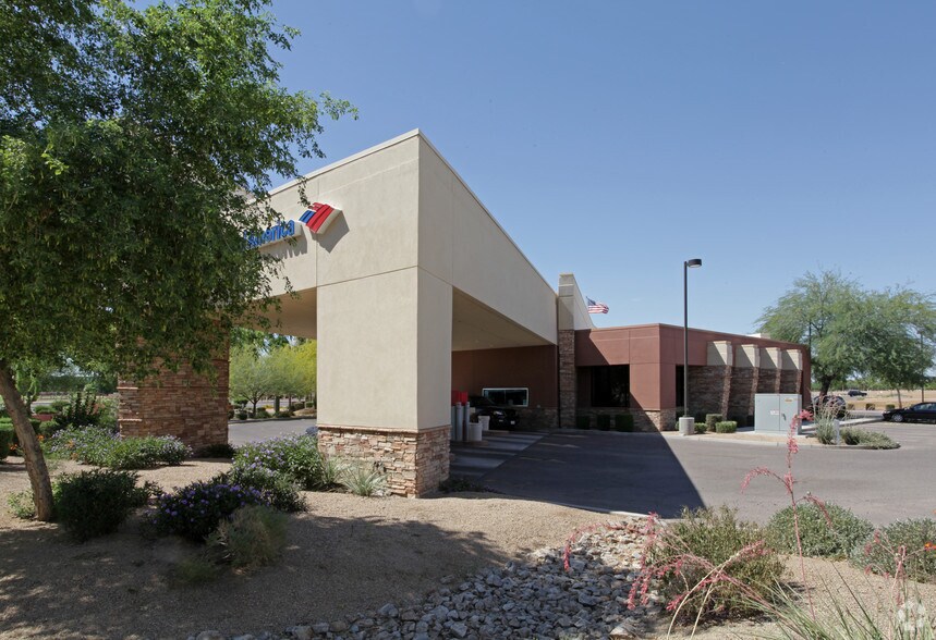 900 S Gilbert Rd, Gilbert, AZ à vendre - Photo de l’immeuble – Image 2 sur 5