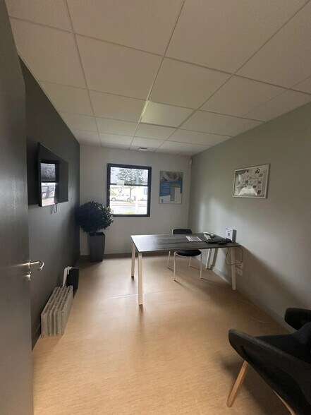Bureau dans Angers à louer - Photo de l’immeuble – Image 3 sur 8