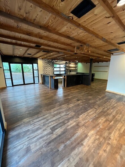 2105 Park St, Jacksonville, FL à louer - Photo intérieure – Image 2 sur 4