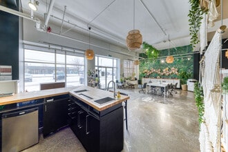 275 Saint-Sacrement, Québec, QC à louer Photo intérieure– Image 2 sur 15