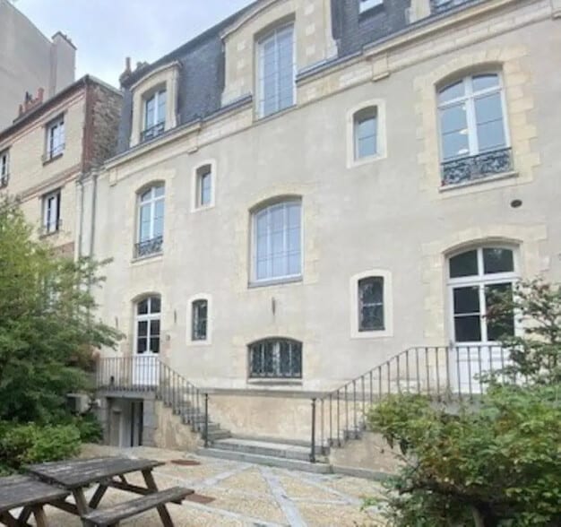Bureau dans Rennes à louer - Photo de l’immeuble – Image 1 sur 12