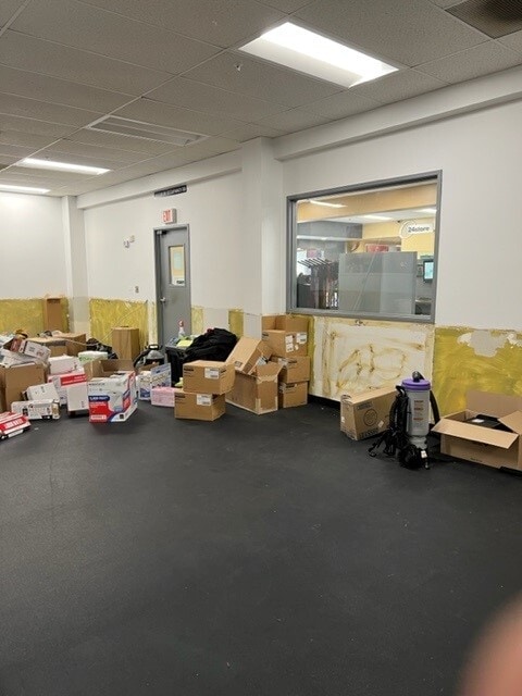 25420-25450 Crenshaw Blvd, Torrance, CA à louer Photo intérieure– Image 1 sur 2