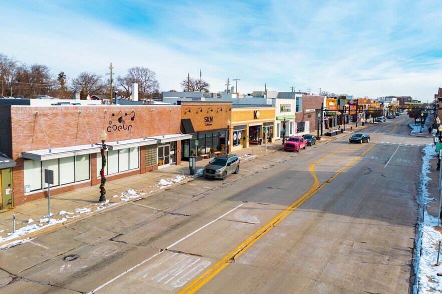 330 W 9 Mile Rd, Ferndale, MI à louer - Photo intérieure – Image 2 sur 2