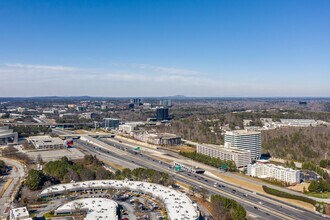 400 Interstate N Pky SE, Atlanta, GA - VUE AÉRIENNE  vue de carte