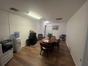 426 S Main St, Bel Air, MD à louer Photo intérieure– Image 2 sur 11