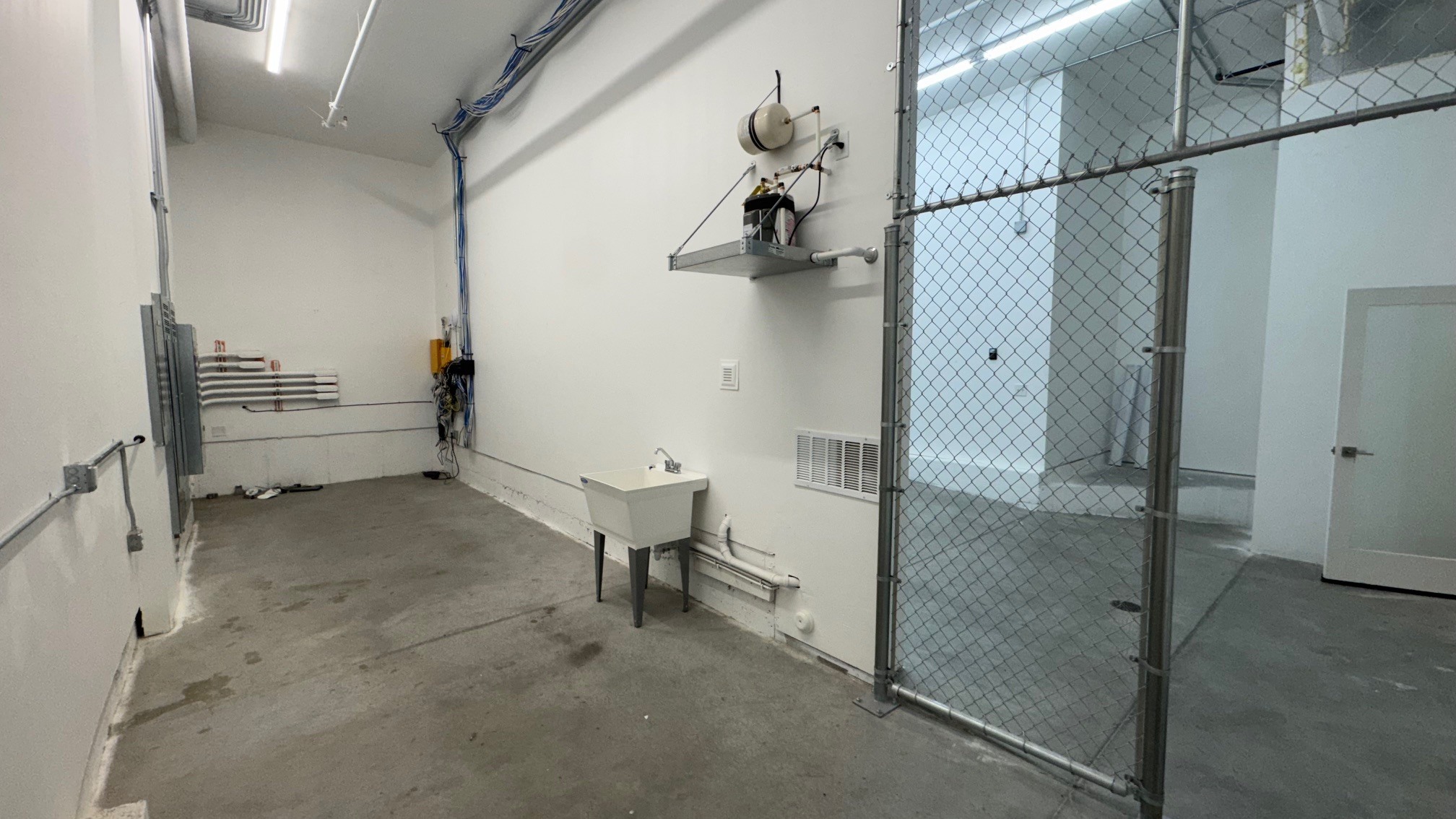 24 W Main St, Lehi, UT à louer Photo intérieure– Image 1 sur 12