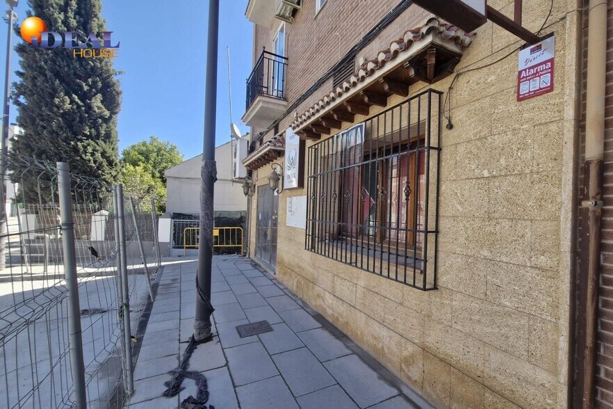 Poniente, 37, Armilla, Granada à louer - Photo de l’immeuble – Image 2 sur 18