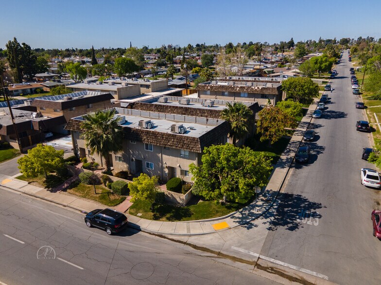 2700 Cornell St, Bakersfield, CA à vendre - Photo de l’immeuble – Image 2 sur 4