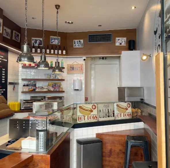 Plus de détails pour 15 Rue Des Archives, Paris - Local commercial à louer