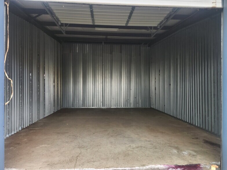 8016 Hankins Industrial Park, Toano, VA à louer - Photo de l’immeuble – Image 2 sur 4