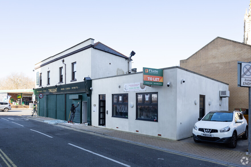 334A Commercial Rd, Portsmouth à louer - Photo de l’immeuble – Image 3 sur 3
