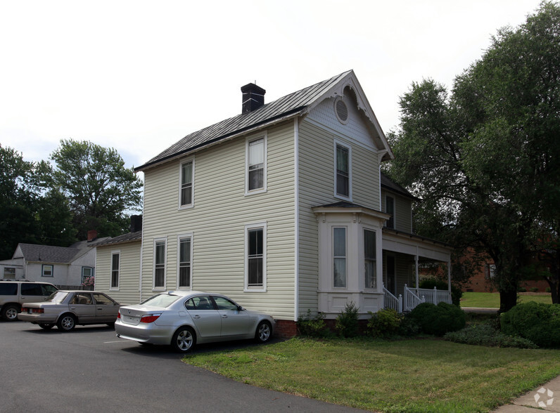 609 S Main St, Culpeper, VA à louer - Photo de l’immeuble – Image 3 sur 7