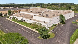 Plus de détails pour 16000 W Rogers Dr, New Berlin, WI - Industriel/Logistique à vendre