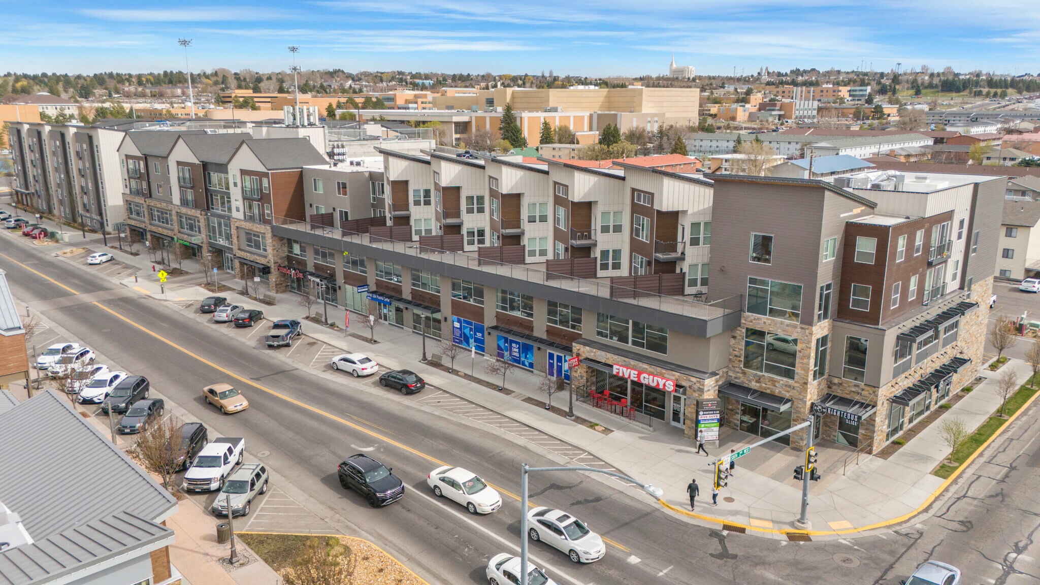 175 W 2nd S, Rexburg, ID à louer Photo de l’immeuble– Image 1 sur 7
