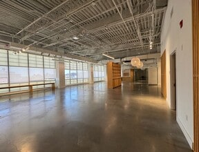 141 Flushing Ave, Brooklyn, NY à louer Photo intérieure– Image 1 sur 2