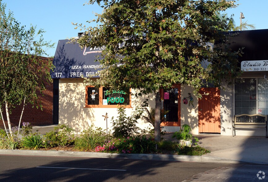 117 Main St, El Segundo, CA à louer - Photo de l’immeuble – Image 1 sur 2