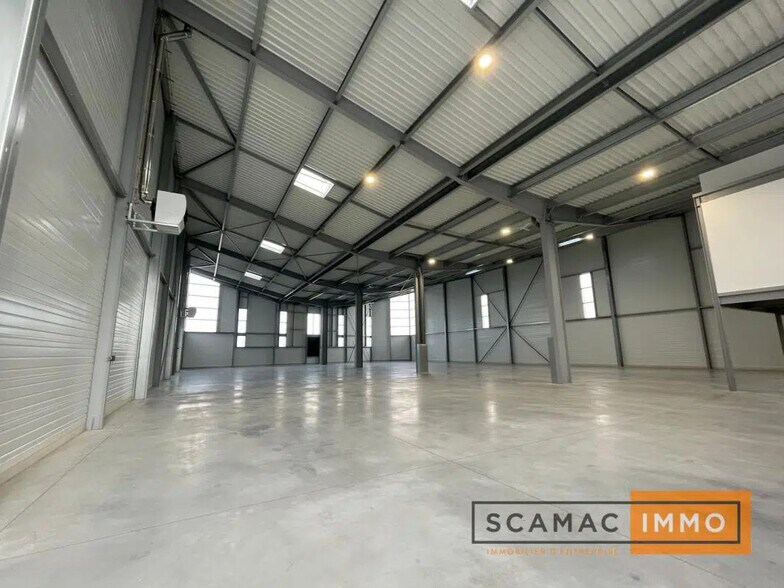 1 Avenue De La Sablière, Limeil-Brévannes à louer - Photo de l’immeuble – Image 3 sur 7