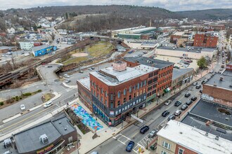 336 Main St, Fitchburg, MA - Vue aérienne  vue de carte