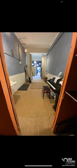 Local commercial dans Nantes à louer - Photo de l’immeuble – Image 2 sur 4