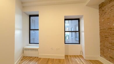 16 E 41st St, New York, NY à louer Photo intérieure– Image 2 sur 5