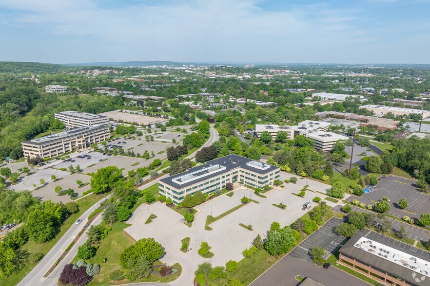 2100 Renaissance Blvd, King Of Prussia, PA à louer - Aérien – Image 3 sur 19
