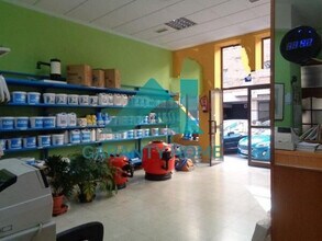 Local commercial dans Cáceres, Cáceres à louer Photo intérieure– Image 1 sur 3