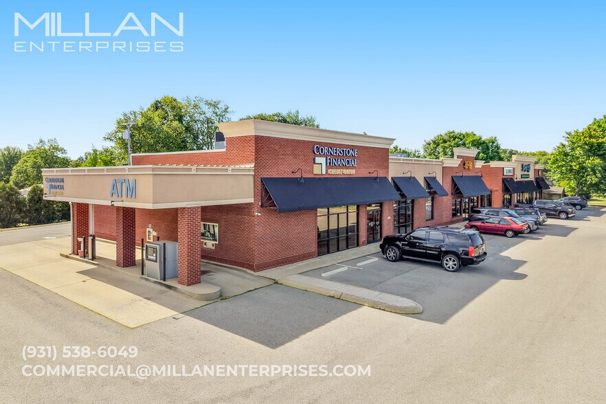 2100 Trenton Rd, Clarksville, TN à louer - Photo principale – Image 1 sur 7