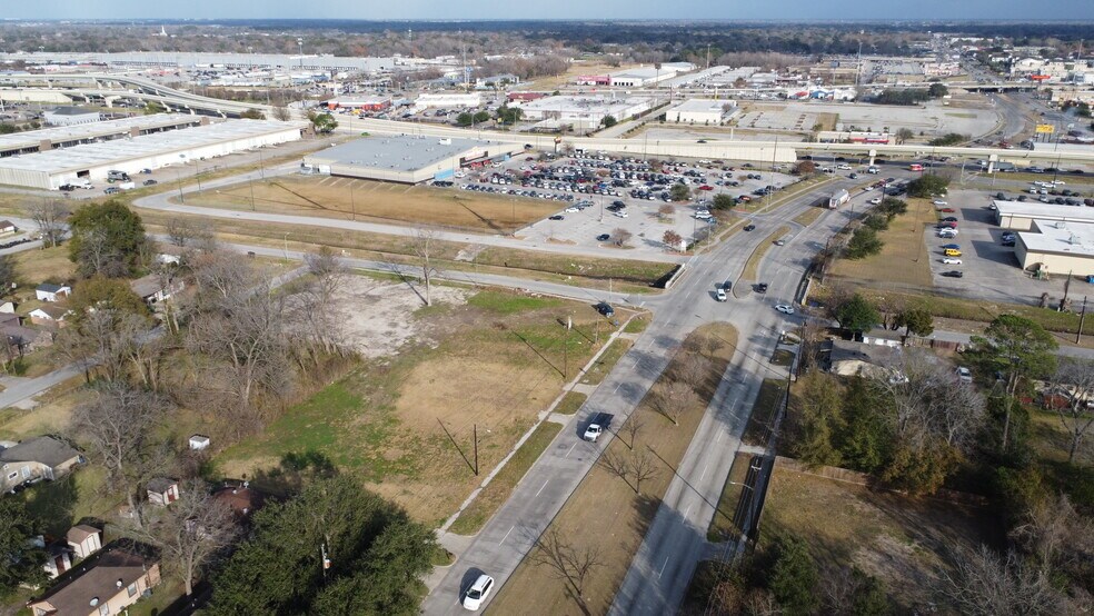 750 N Victory Dr, Houston, TX à louer - Photo de l’immeuble – Image 2 sur 5