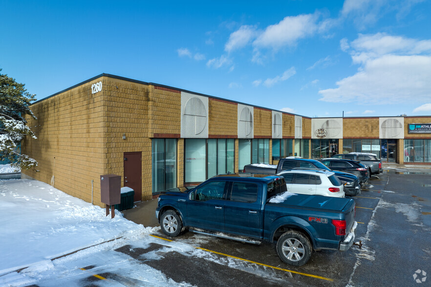 1260 Journey's End Cir, Newmarket, ON à vendre - Photo principale – Image 1 sur 2